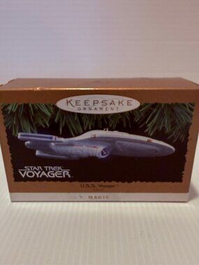 1996 Hallmark Keepsake Star Trek U.S.S. Voyager Magic Light Ornament
